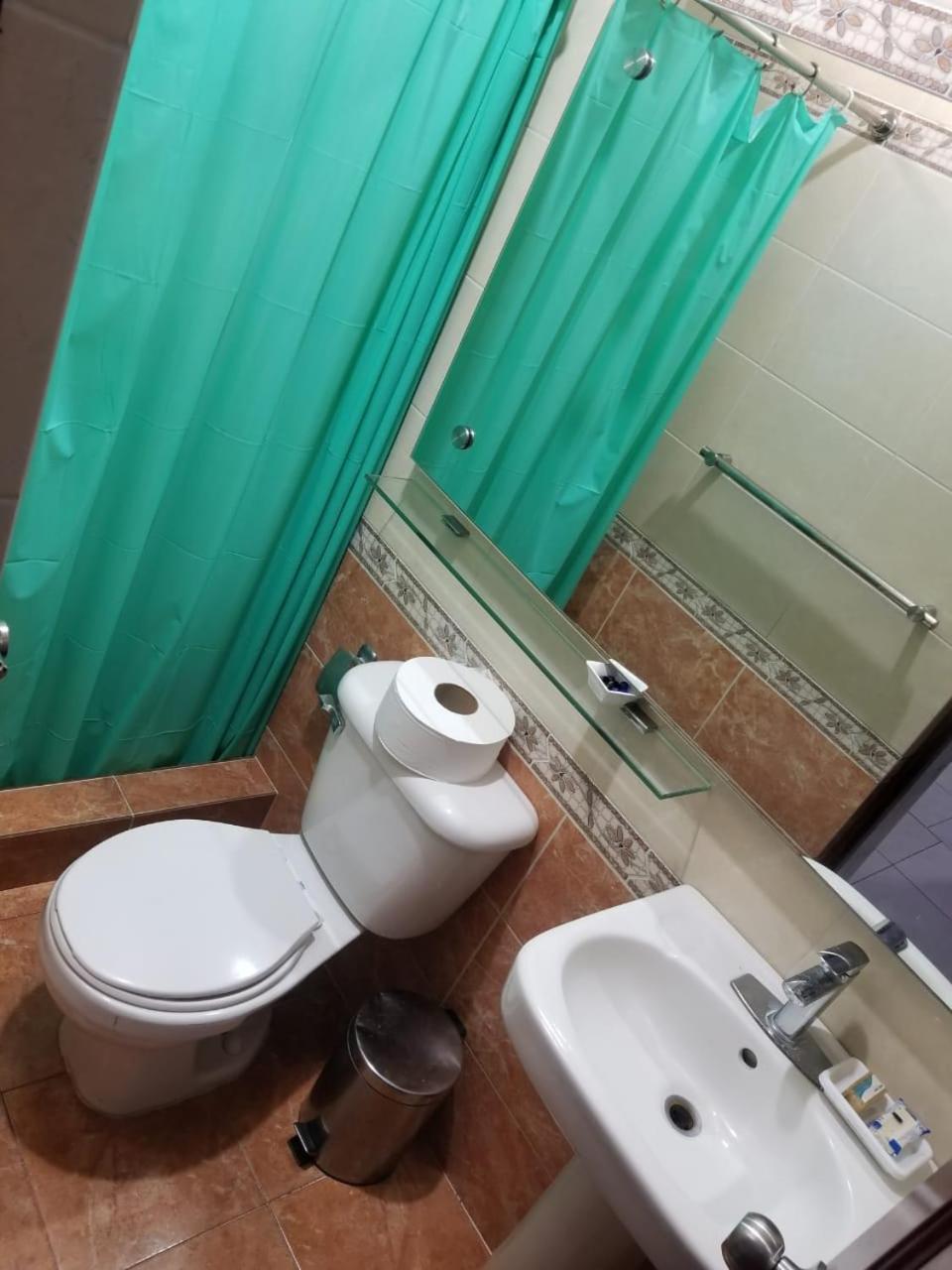 סנטיאגו דה לוס קבאלרוס Alegria Hostal מראה חיצוני תמונה